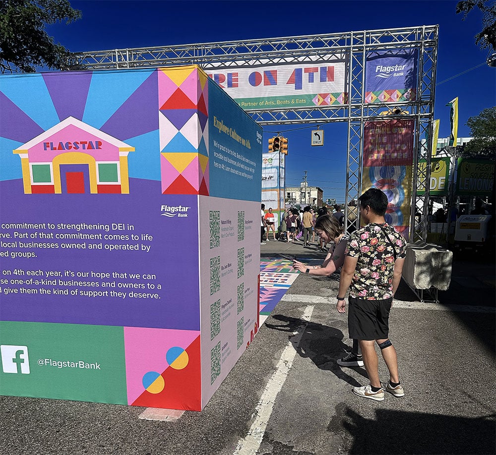 FS_Daylight Cube_BackQR FS_Daylight Cube_BackQR